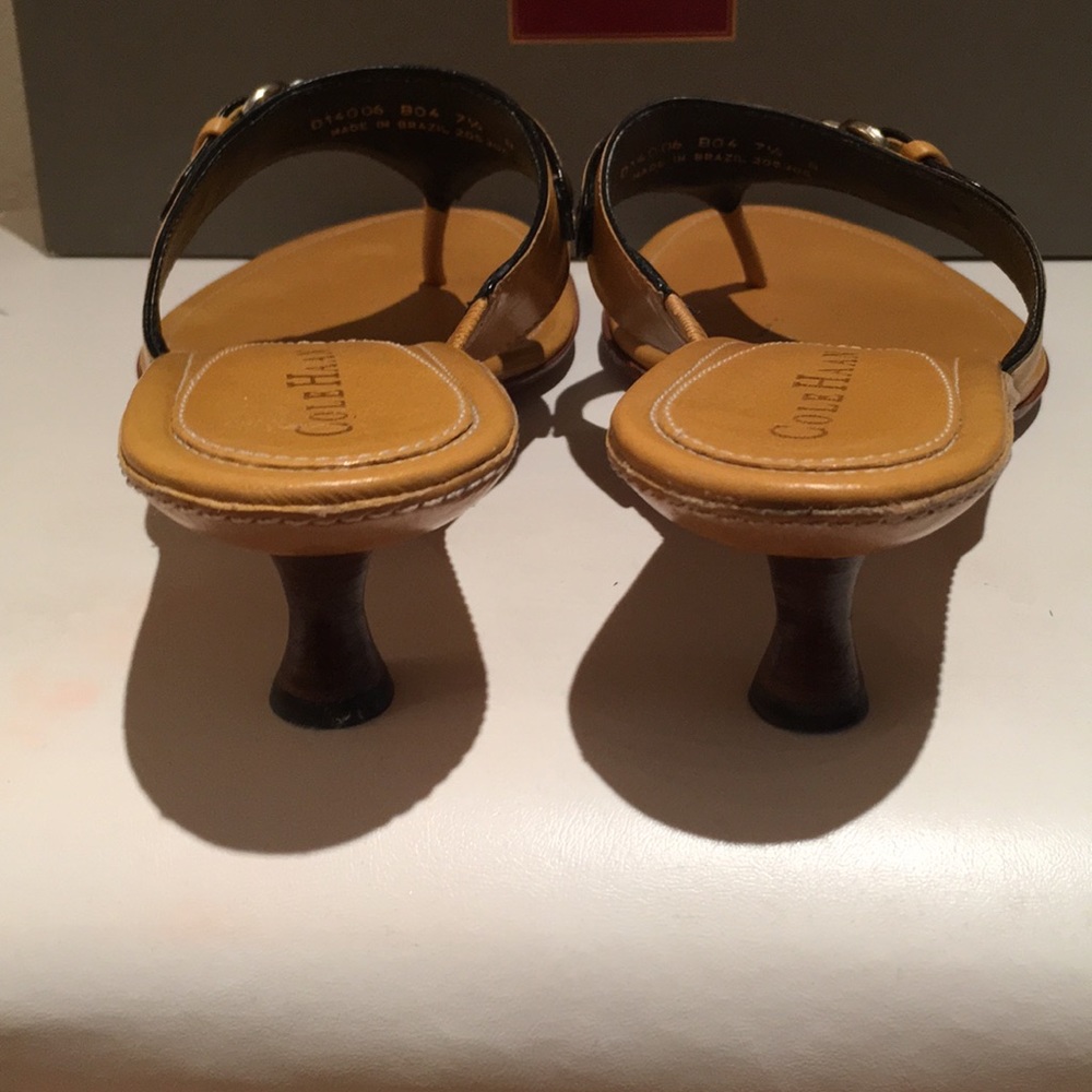 Shoe - Picture 4 of 4